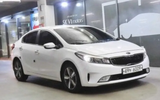 XM3이테크 중고차 더뉴 K3 1.6 GDI 트렌디 매물 사진 5 - 2017/10 141,413km